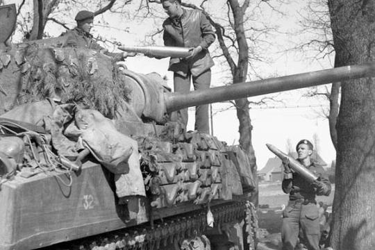 Shelling a German Position - Canadian Army - War Photos