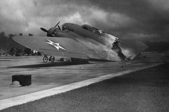 Wrecked B-17C - Pearl Harbor Raid, December 7th 1941 - War Photos